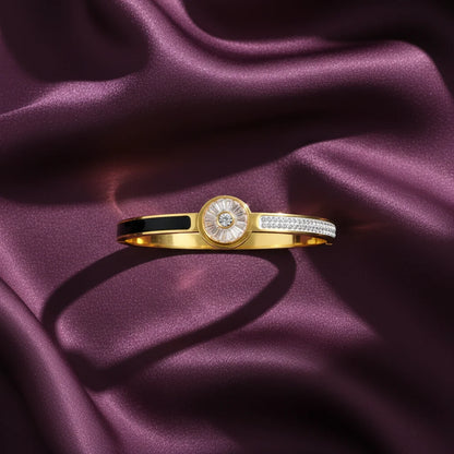 LUXE
