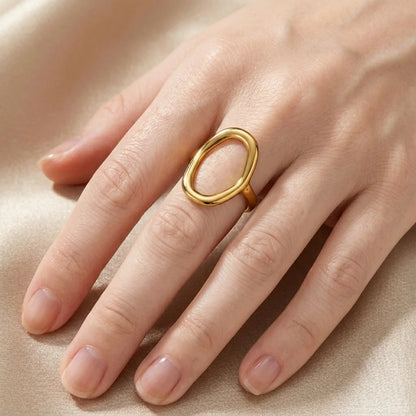 CUTE HAND OVAL SHAPED RING FOR HER 